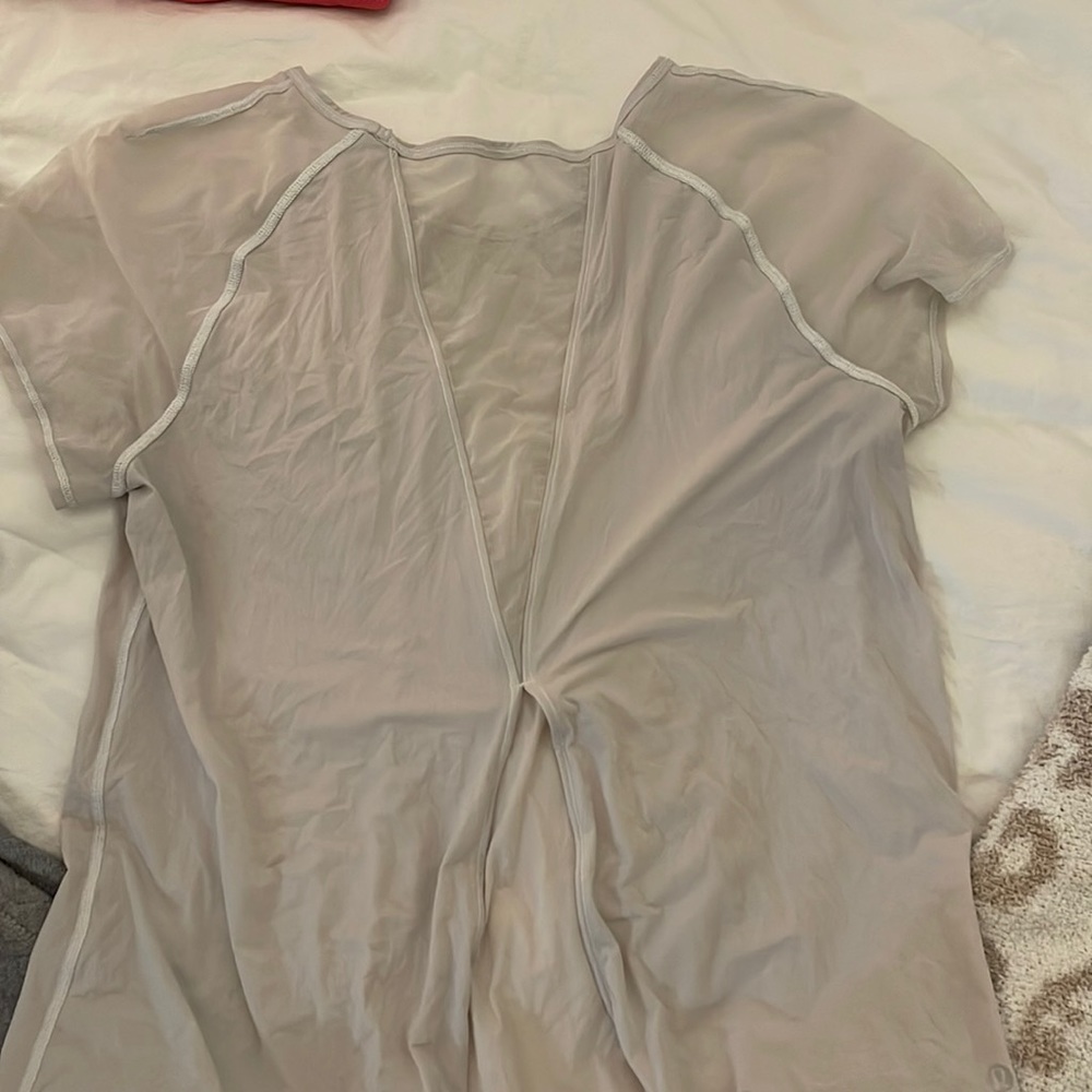 Off white lululemon top